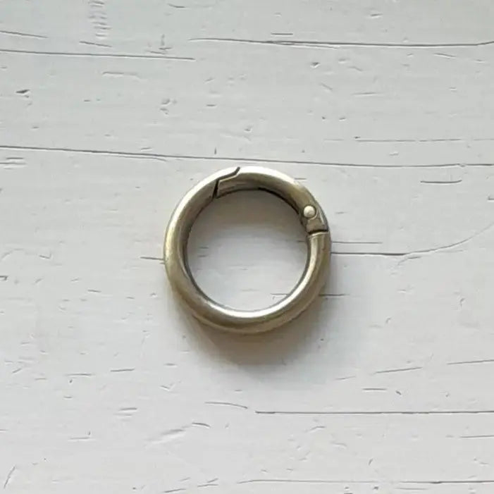 Carabiner Ring - 22mm Bonze