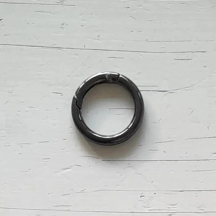 Carabiner Ring - 22mm Silver