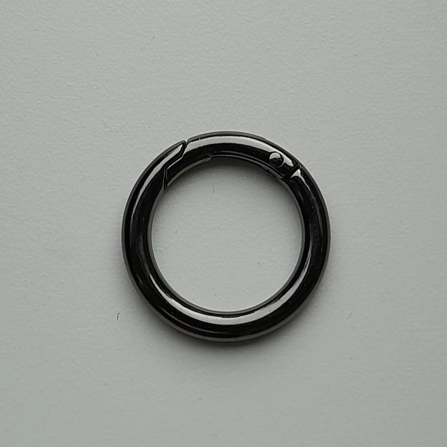 Spring Ring Black Metal 25mm DecoDeb