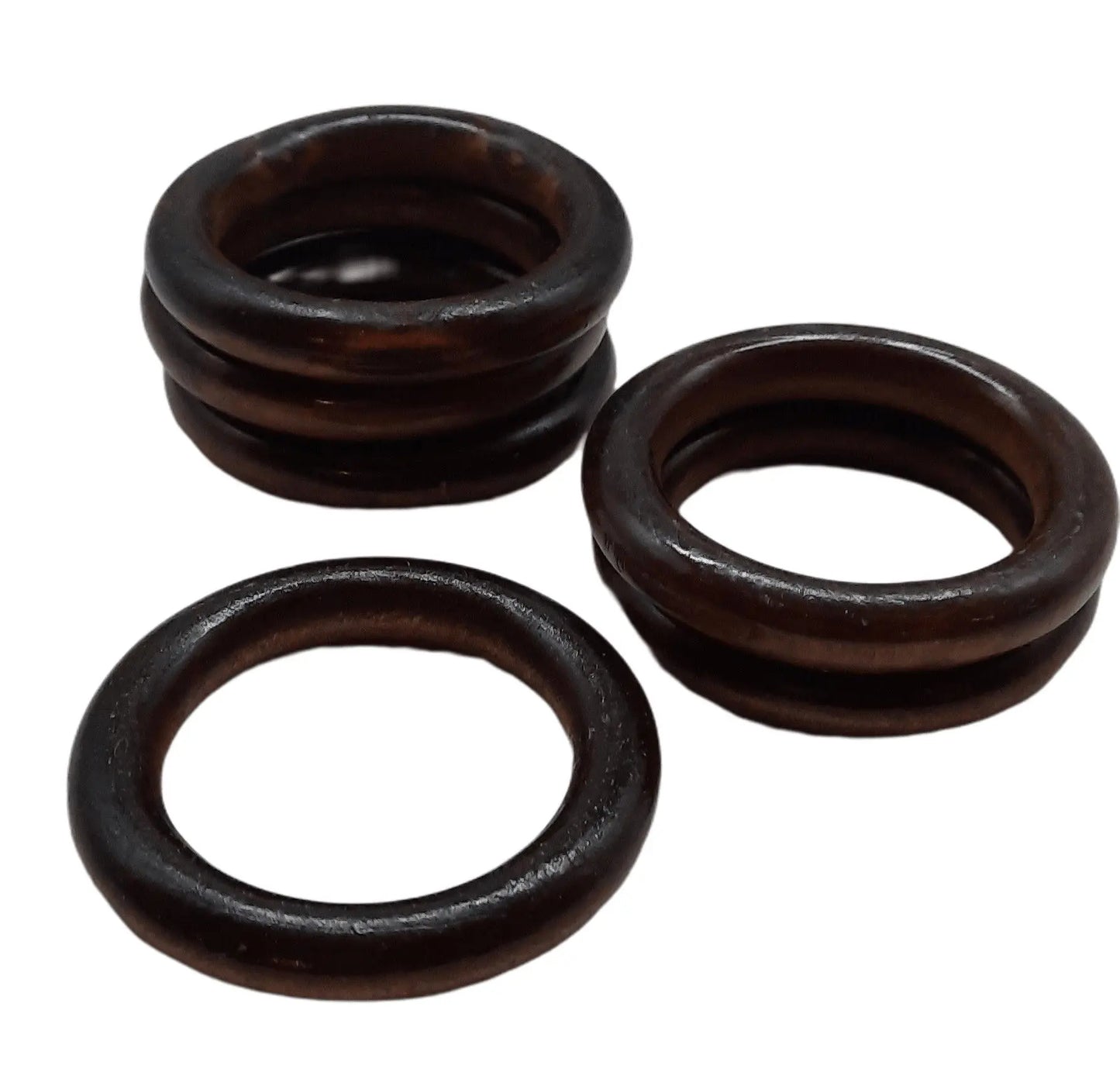 Wooden Ring Dark Brown 6,2cm DecoDeb